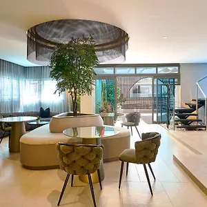 https://central-park-tower.comcaribbean.com